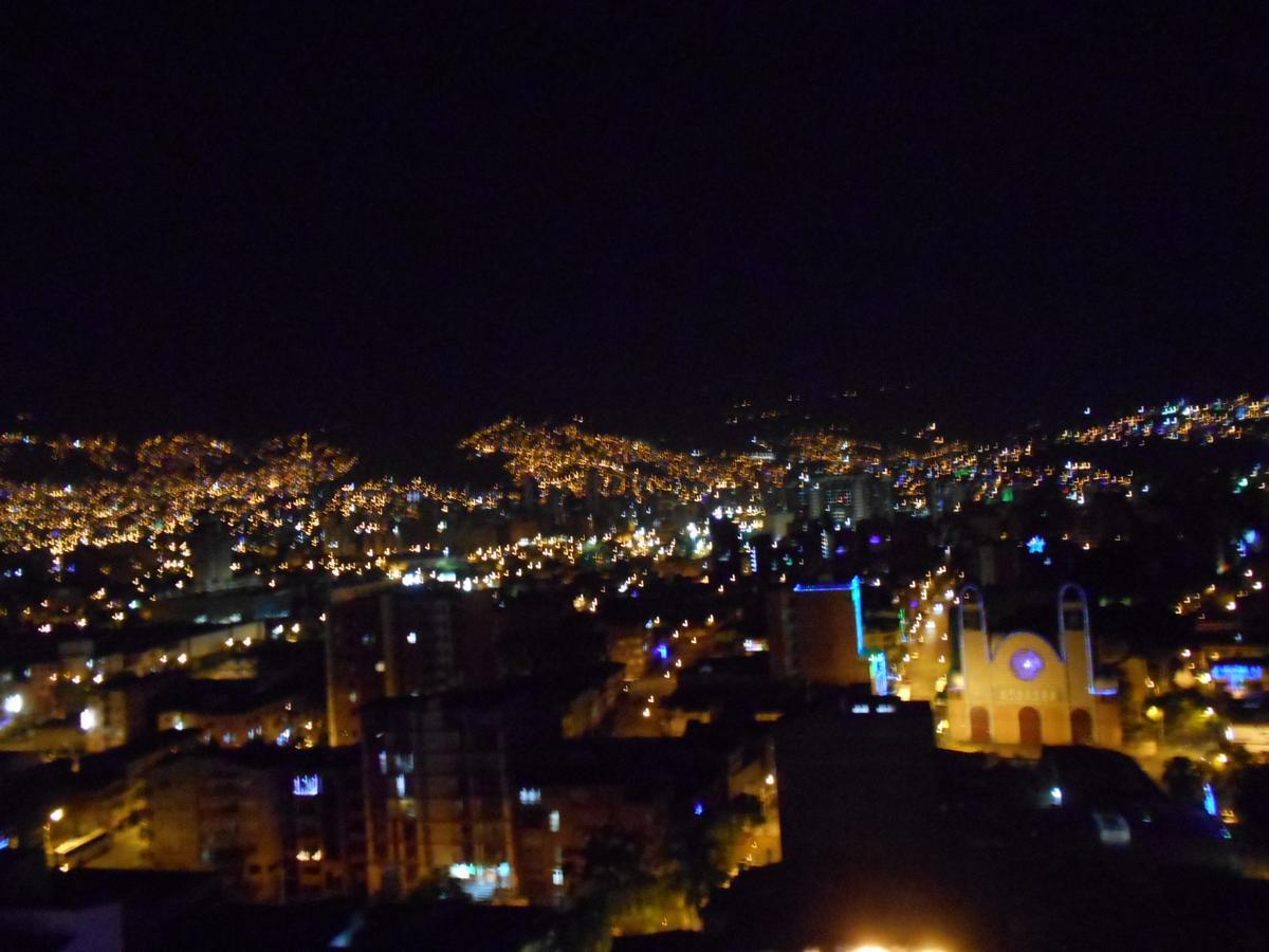 San Peter Suites ميديلين المظهر الخارجي الصورة